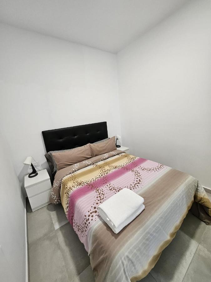 Apartamentos La Meridian Barcelona Buitenkant foto